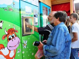 Торговый автомат по продаже молока: особенности использования